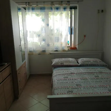 Lina Apartment Gradac (Split-Dalmatia)